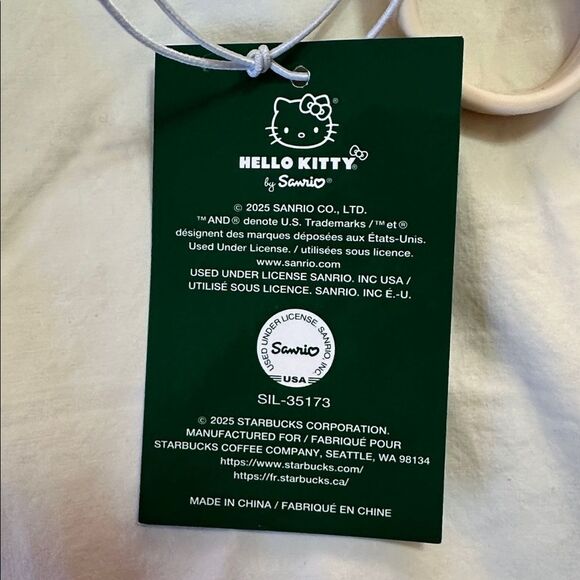 Hello Kitty Starbucks Water Bottle Stainless Steel 20 Oz. Collectible - Picture 4 of 6